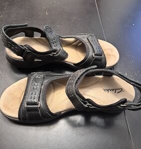Clarks Leather Morse Hiking/Trail  Sandal   Size 8.5M